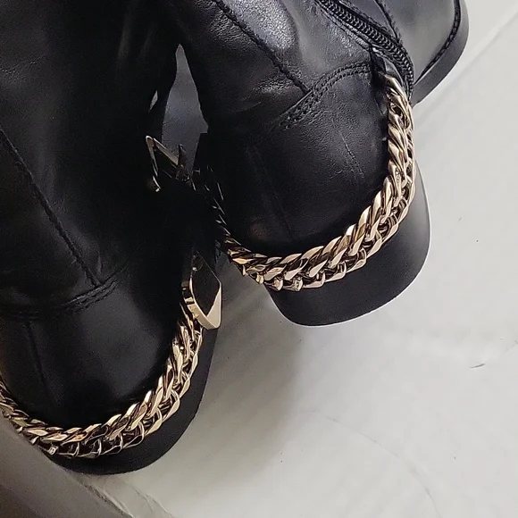 Guess Girton Black Boots with Gold Buckles 6.5 M - Picture 7 of 10
